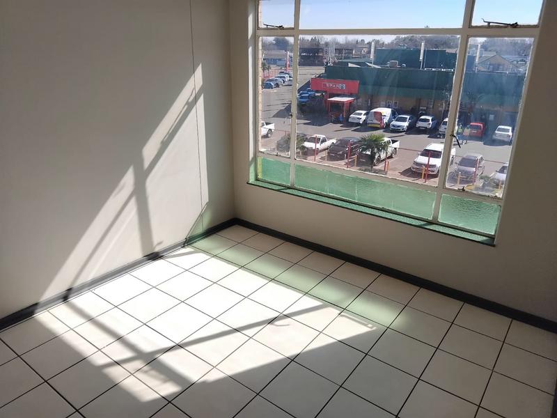 To Let 2 Bedroom Property for Rent in Baillie Park North West
